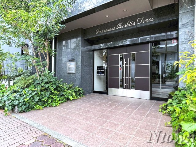 エントランス　毎日通るエントランスはこのようになっています