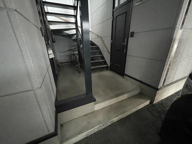 エントランス　エントランス