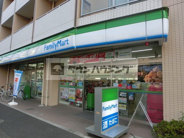 コンビニ　ファミリーマート文京音羽一丁目店（コンビニ）まで680m