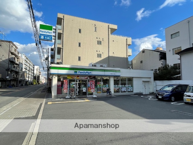 コンビニ　ファミリーマート（コンビニ）まで153m