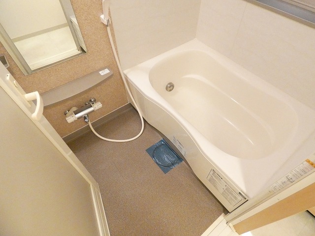 バス・シャワールーム　バス※別部屋参考写真