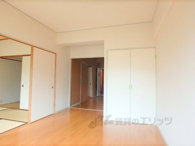 居室・リビング　洋室