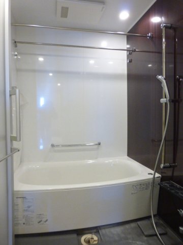 バス・シャワールーム　バス