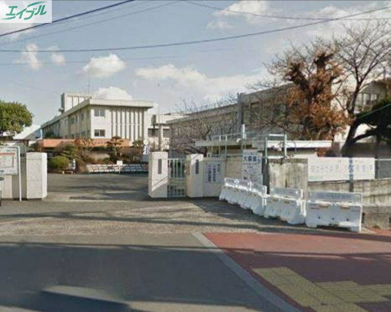 小学校　岡山市立清輝小学校（小学校）まで647m