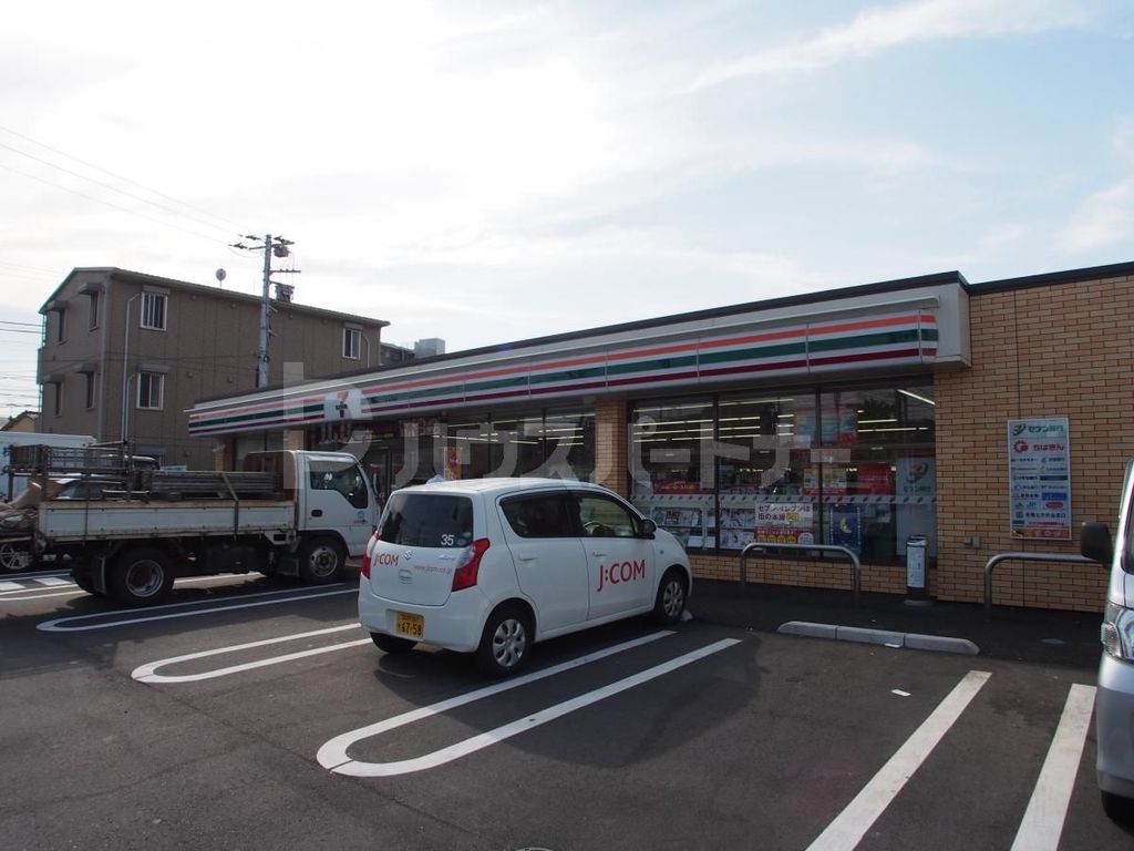 コンビニ　セブンイレブン市川二俣1丁目店（コンビニ）まで200m