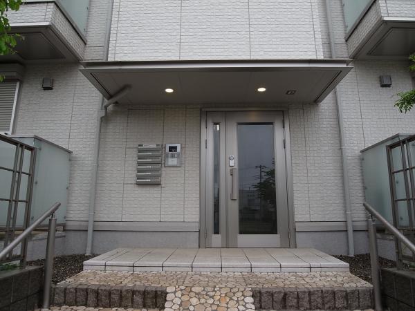 エントランス　エントランス