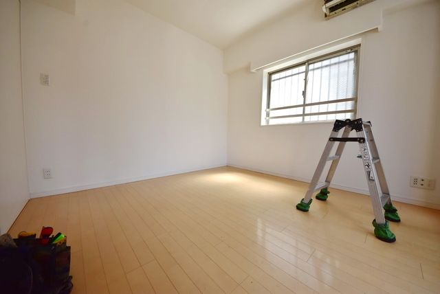 その他部屋・スペース　内装工事中の写真になります