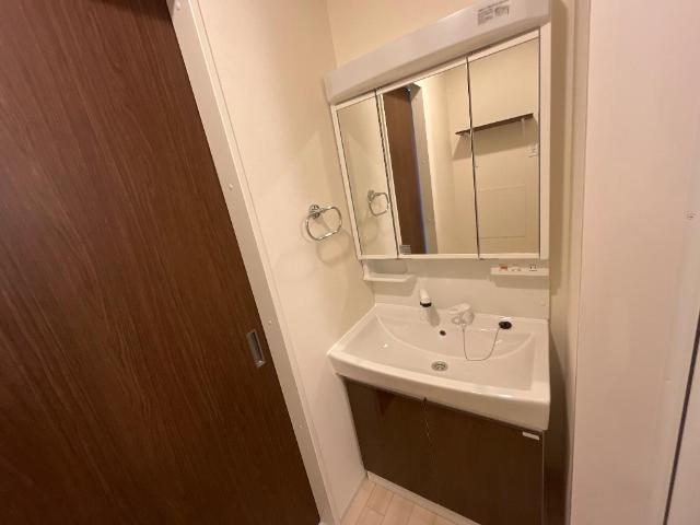 洗面設備　洗髪洗面化粧台（イメージ）