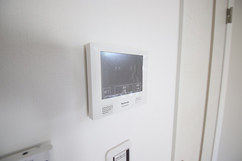 セキュリティ　広々としたバルコニーです