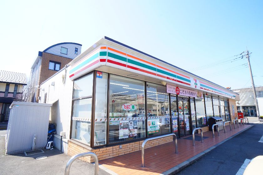 コンビニ　セブンイレブン伊勢崎境伊与久店（コンビニ）まで1388m