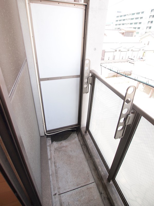 バルコニー　ベランダ。