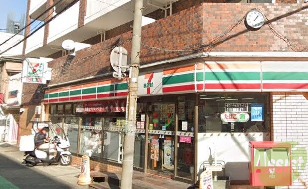コンビニ　セブンイレブン西宮甲子園口二丁目店（コンビニ）まで197m