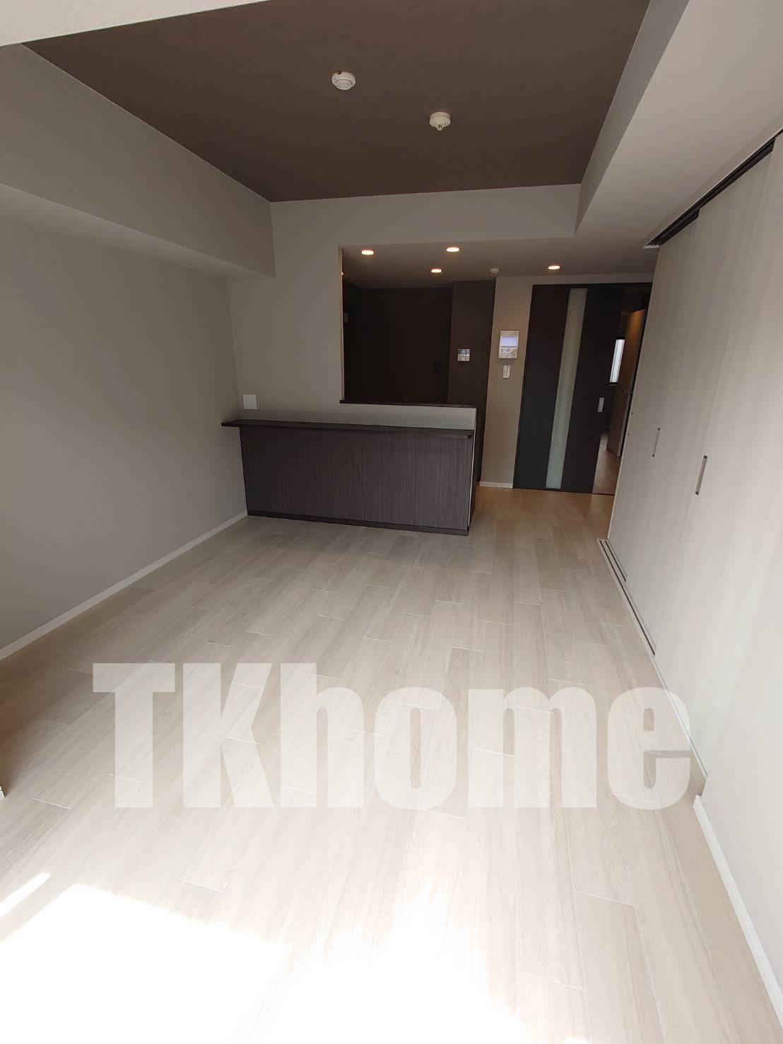 居室・リビング　広いリビングダイニング