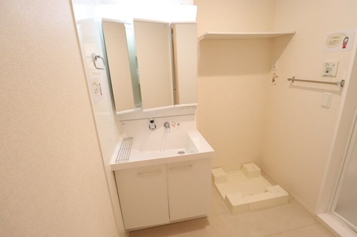 洗面設備　洗髪洗面化粧台