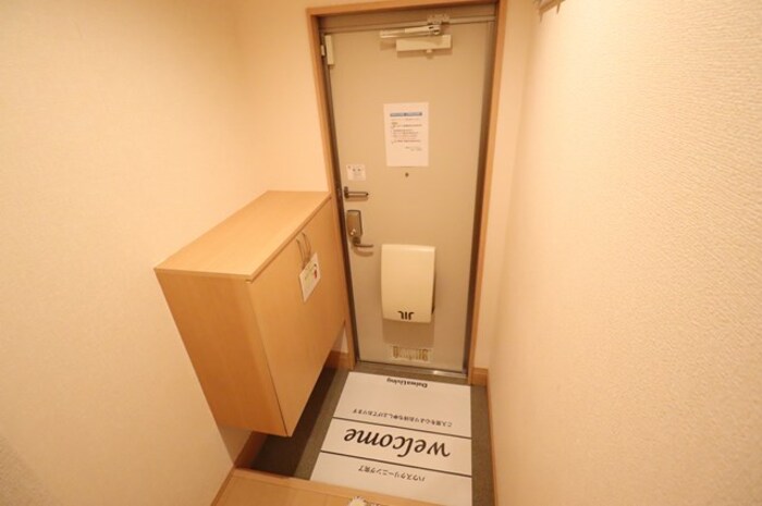 玄関　シューズボックス