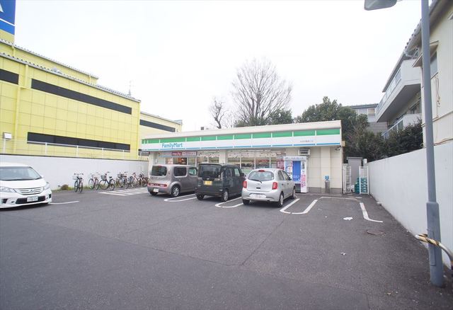 コンビニ　ファミリーマート大泉学園通り店（コンビニ）まで512m