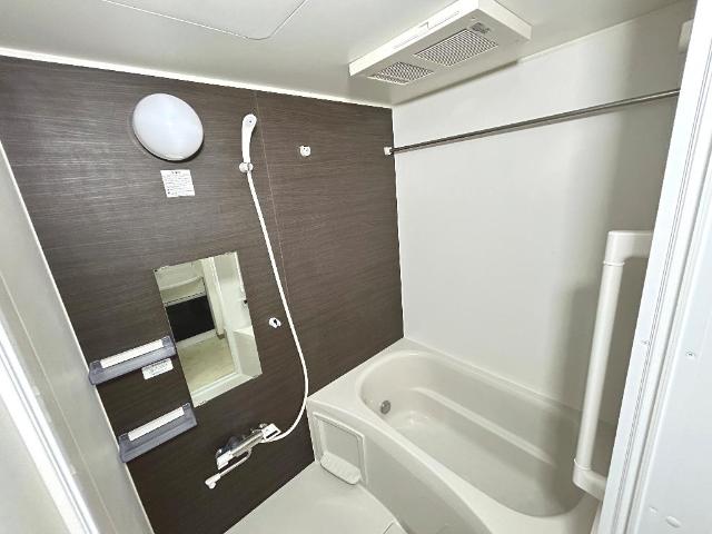 バス・シャワールーム　バス（イメージ）