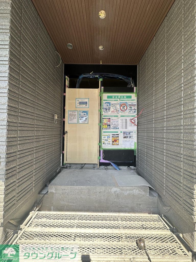 エントランス　エントランス