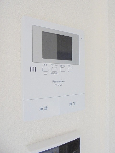 セキュリティ　写真は101号室です（参考）