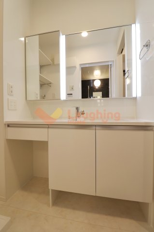 洗面設備　※新築未完成の為、類似物件の写真になります