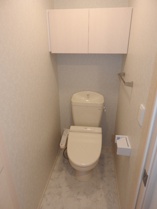 トイレ　清潔感のあるトイレです