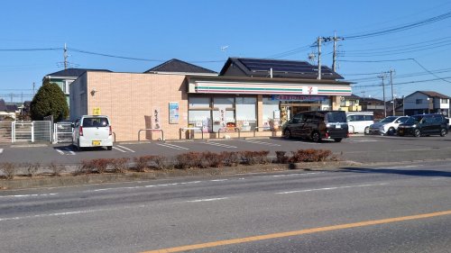コンビニ　セブンイレブン 小山神鳥谷店（コンビニ）まで322m