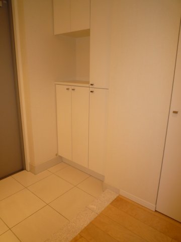 玄関　玄関※別部屋参考写真