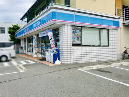 コンビニ　ローソン 堺鳳北町八丁店（コンビニ）まで587m