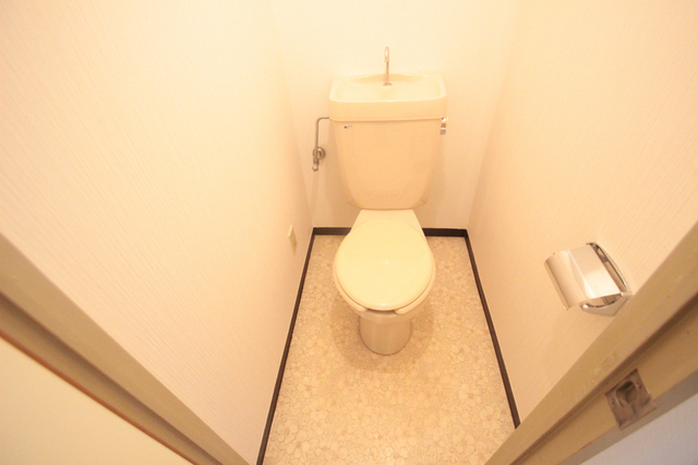 トイレ　別室の参考写真です。※現況優先