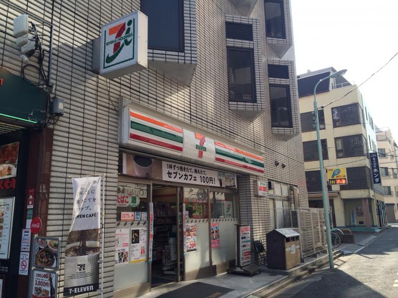 コンビニ　セブンイレブン水天宮前店（コンビニ）まで242m