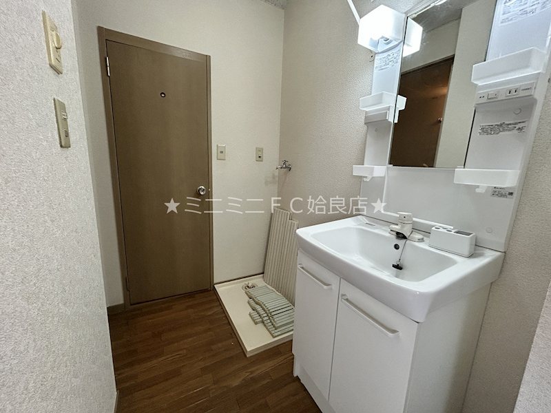 洗面設備　※同タイプ