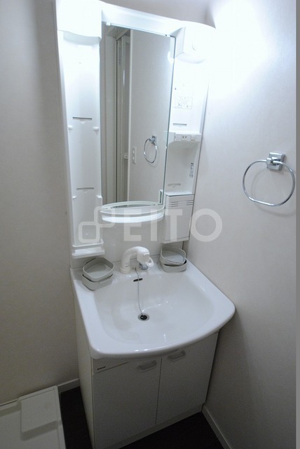 洗面設備　写真は１０３号室