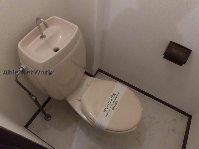 トイレ　※別室、参考画像