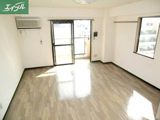 居室・リビング　日当り良好