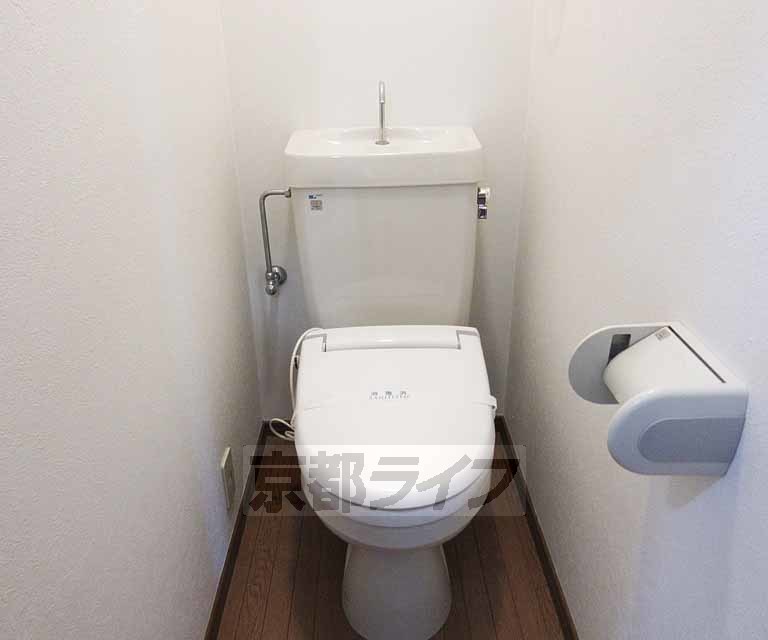 トイレ　清潔感のあるトイレです