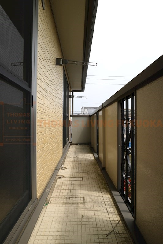 バルコニー　※同型参考写真