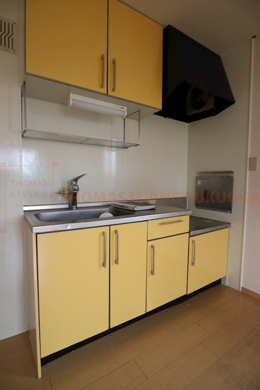 キッチン　※同型参考写真※カウンターキッチンではございません