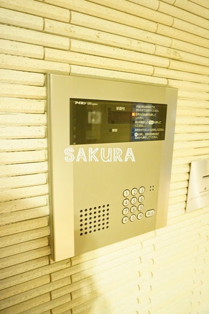 セキュリティ　安心のモニター付きオートロック♪