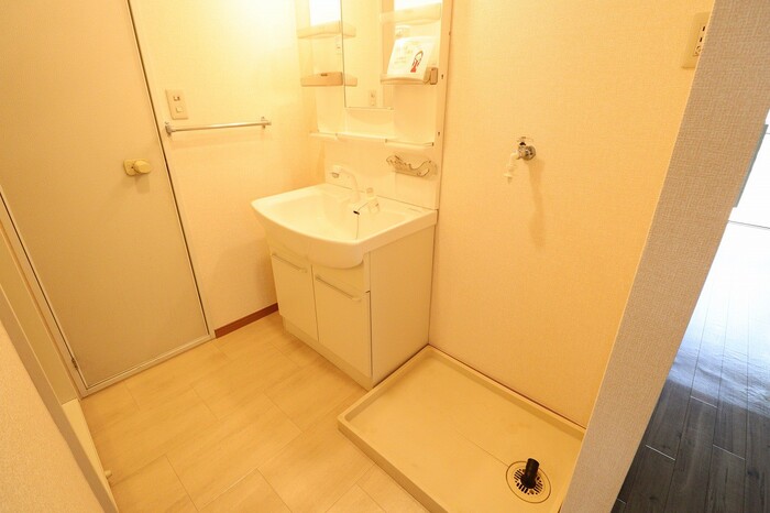 洗面設備　洗髪洗面化粧台