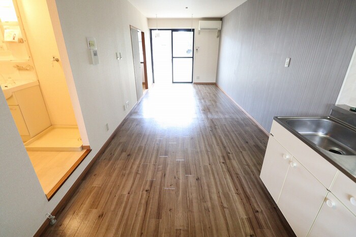 居室・リビング　リビング