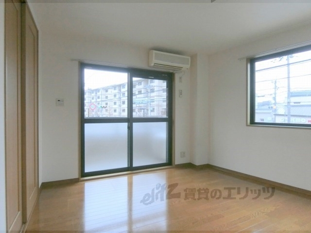 居室・リビング　洋室