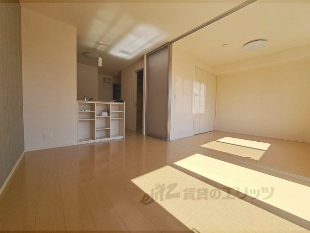 居室・リビング　リビング