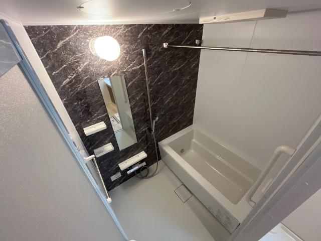 バス・シャワールーム　バス