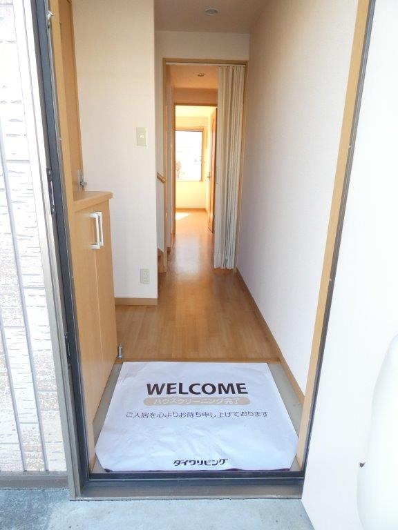 玄関　図面と現状に相違がある場合には現状を優先