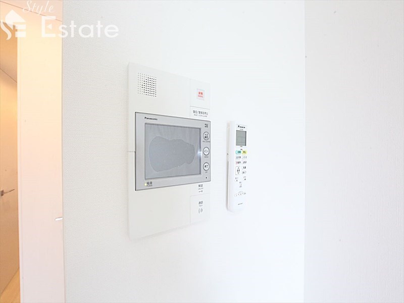 セキュリティ　モニター付きインターホン