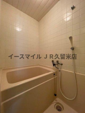 バス・シャワールーム　お風呂で日々の疲れを落としましょう