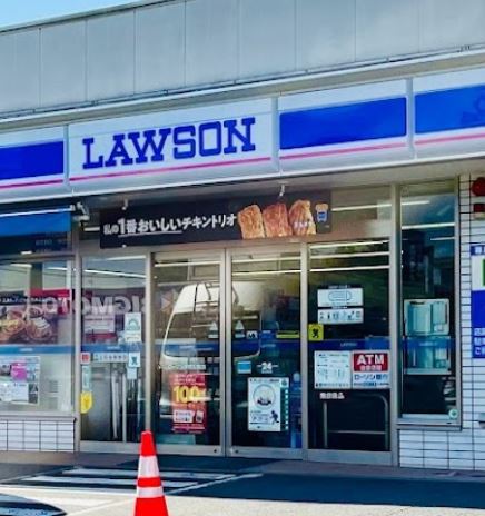 コンビニ　ローソン（コンビニ）まで707m