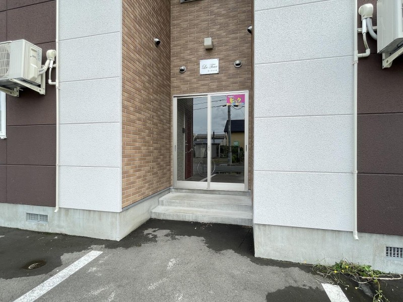 エントランス　エントランス