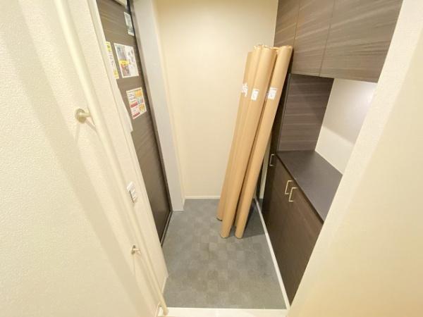 玄関　シューズボックスあり！