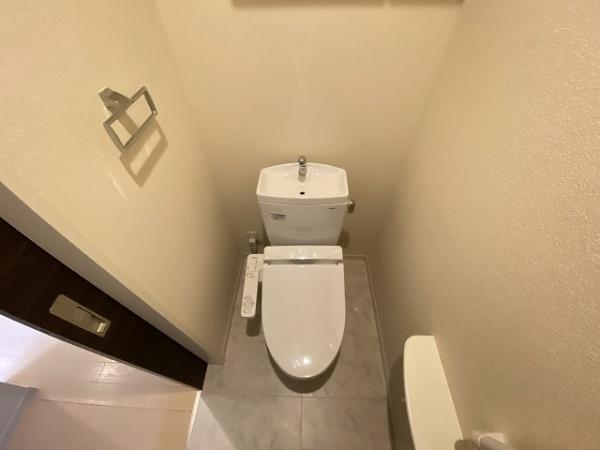 トイレ　ウォシュレット！